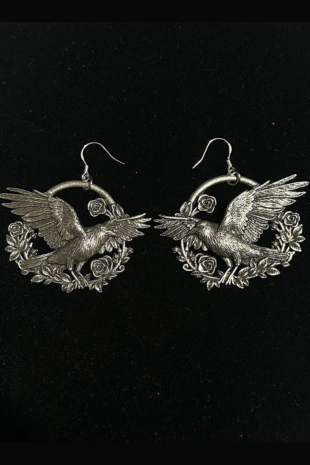 A Murder in the Roses Earrings - Image 3
