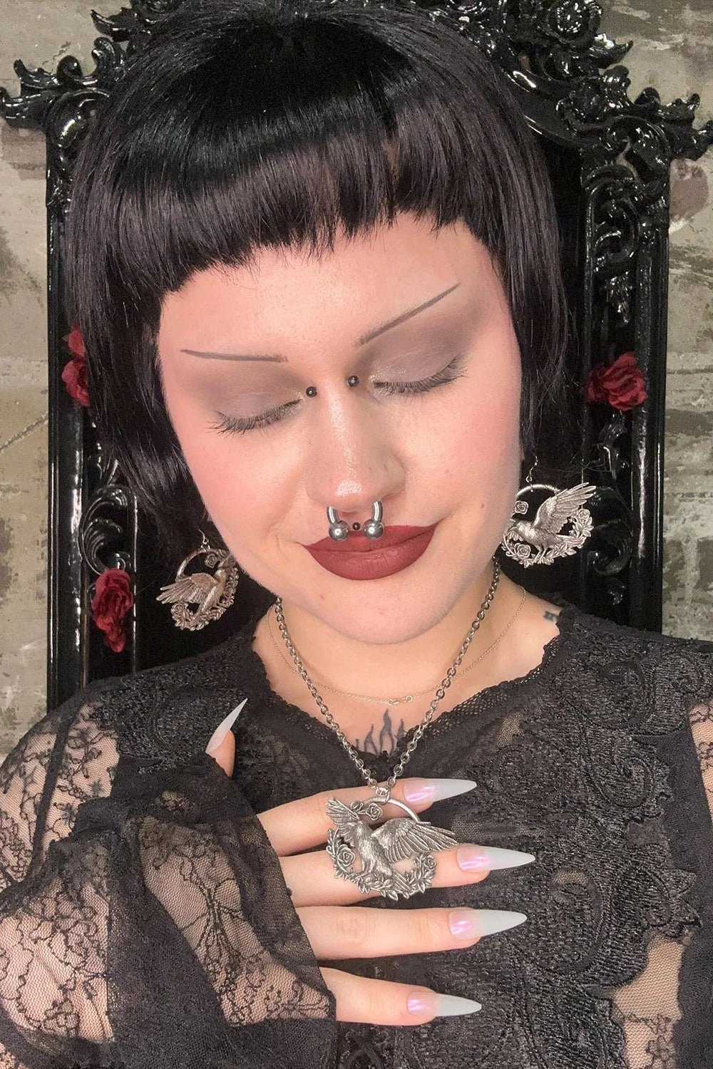 A Murder in the Roses Necklace - Image 2