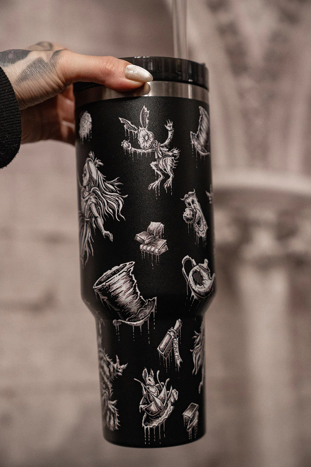 Alice in Wonderland 40oz Tumbler - Image 2