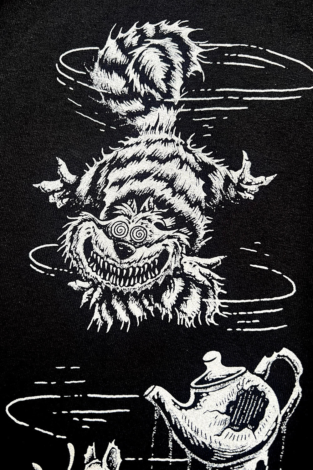 Alice In Wonderland Joggers - Image 9