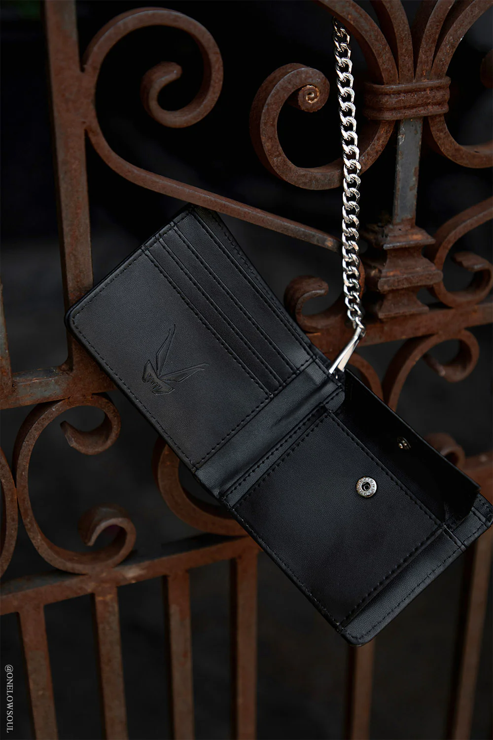 Anarchy Emboss Bifold Wallet w/ Chain - Image 6