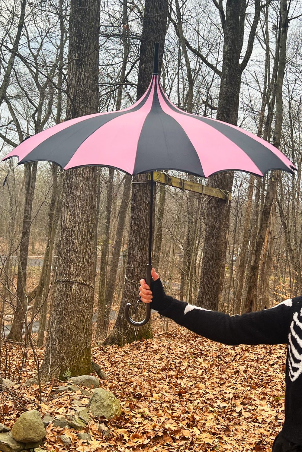Batwing Pagoda Umbrella [BLACK/PASTEL PINK STRIPED] - Image 13