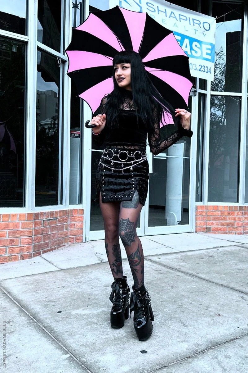 Batwing Pagoda Umbrella [BLACK/PASTEL PINK STRIPED] - Image 15
