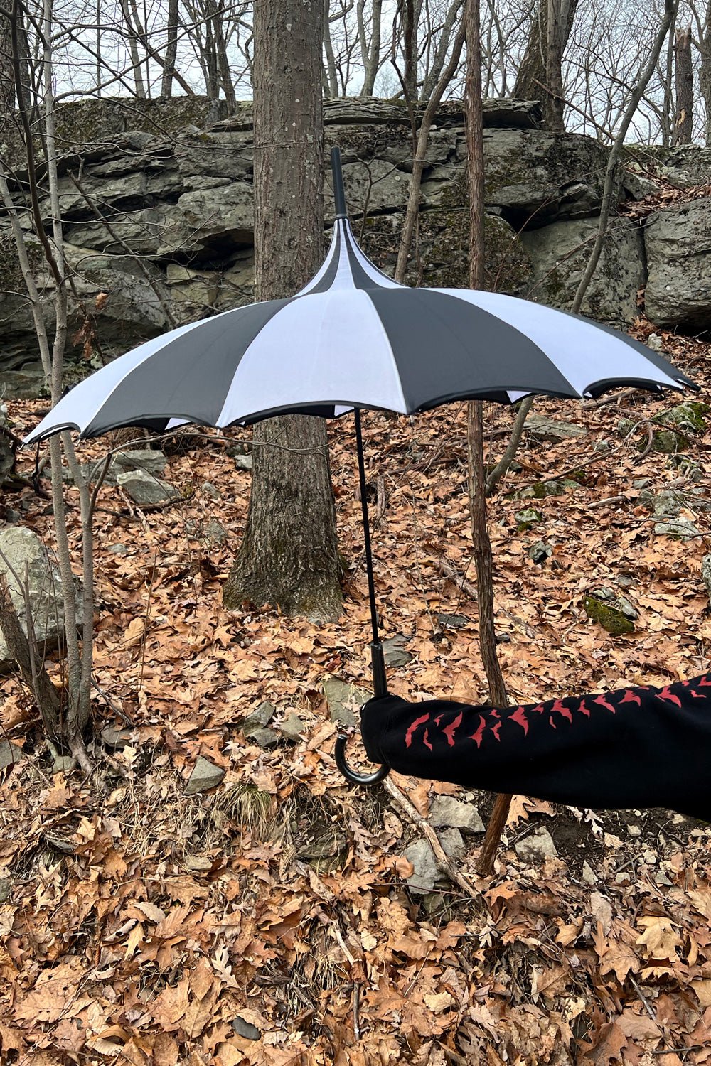 Batwing Pagoda Umbrella [BLACK/WHITE STRIPED] - Image 12