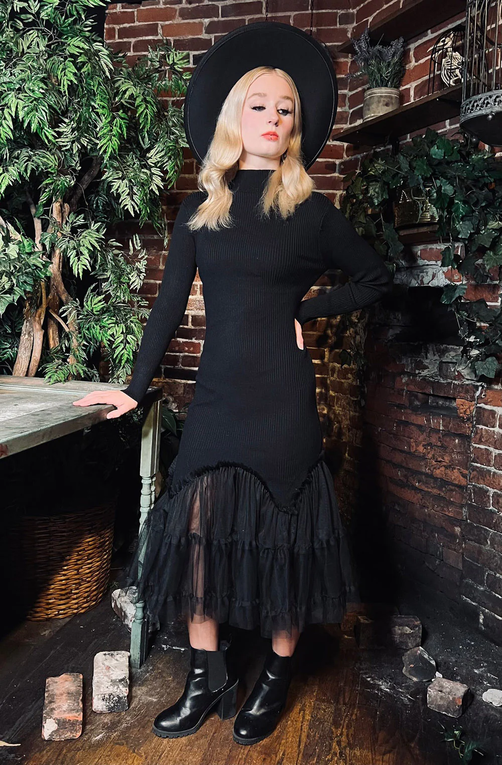 Beatrix - Curve Hugging Sweater Dress With Mermaid Hem - Image 2