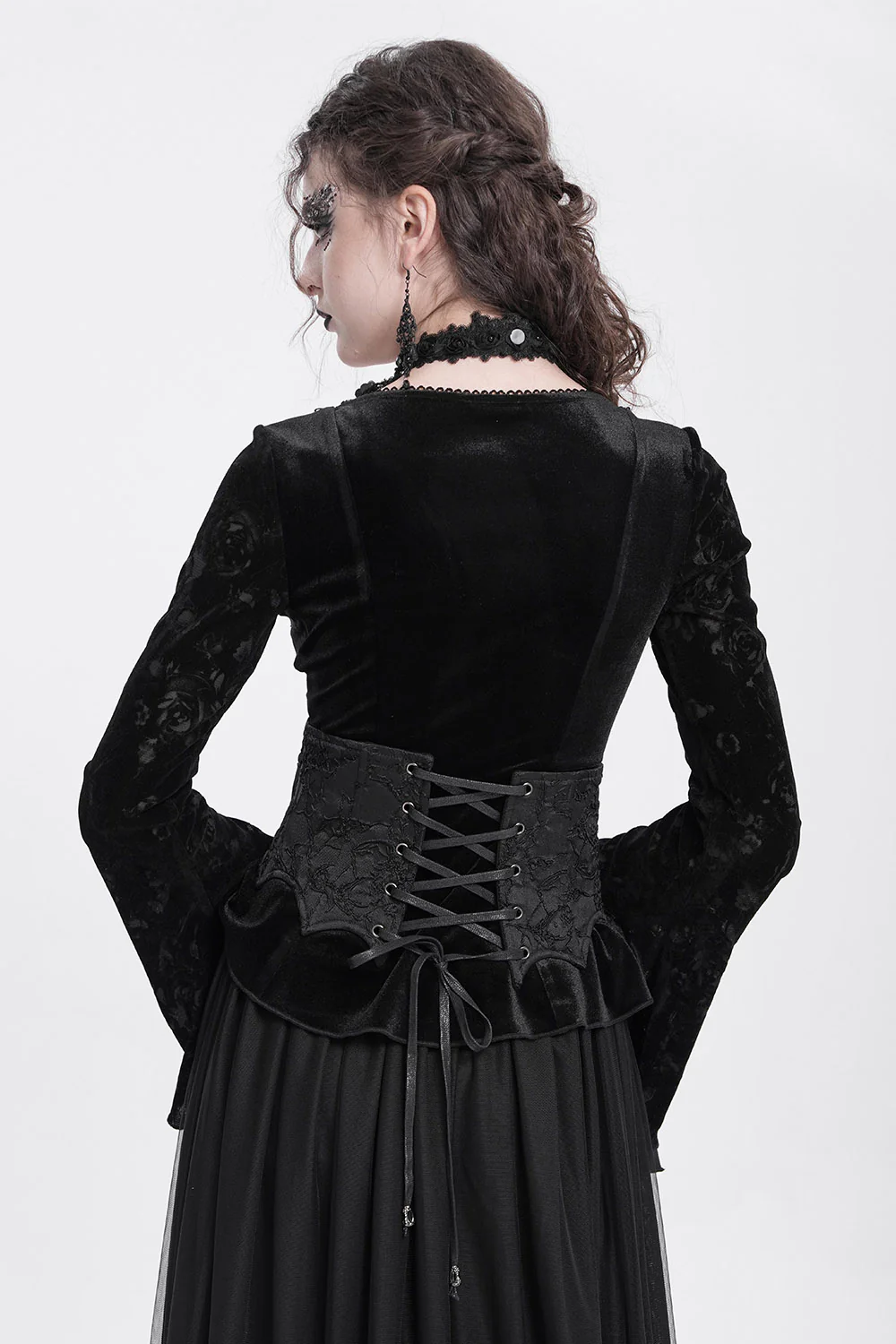 Bewitched Batwing Underbust Corset - Image 4