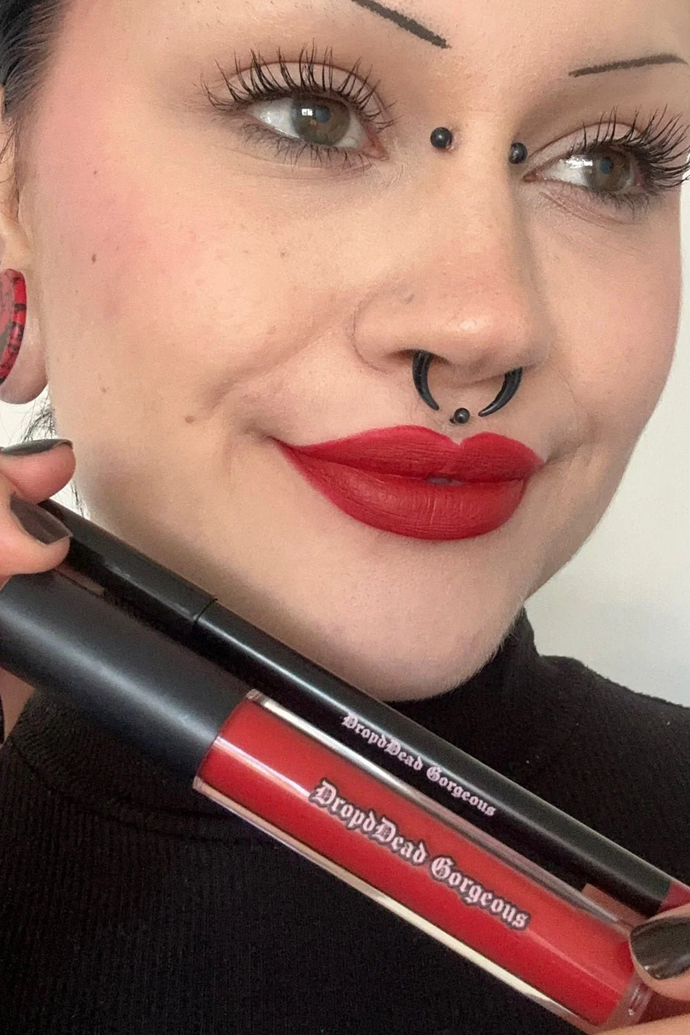 Big Bad Wolf Liquid Lip & Liner Kit [Cherry Red] - Image 3