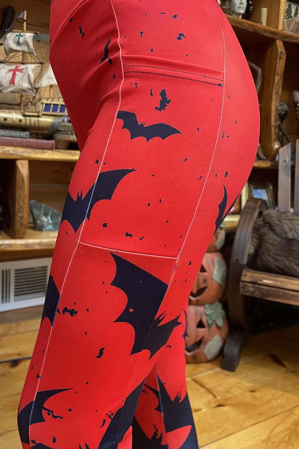 Blood Bat Pocket Leggings - Image 7