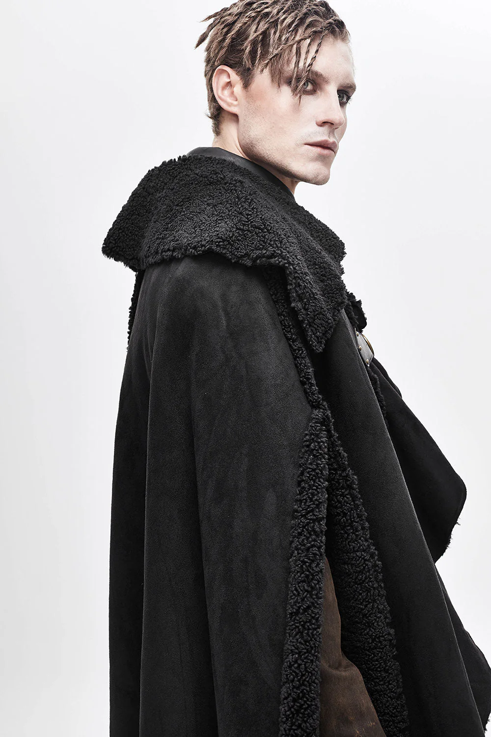 Bloodaxe Viking Metal Cloak - Image 10