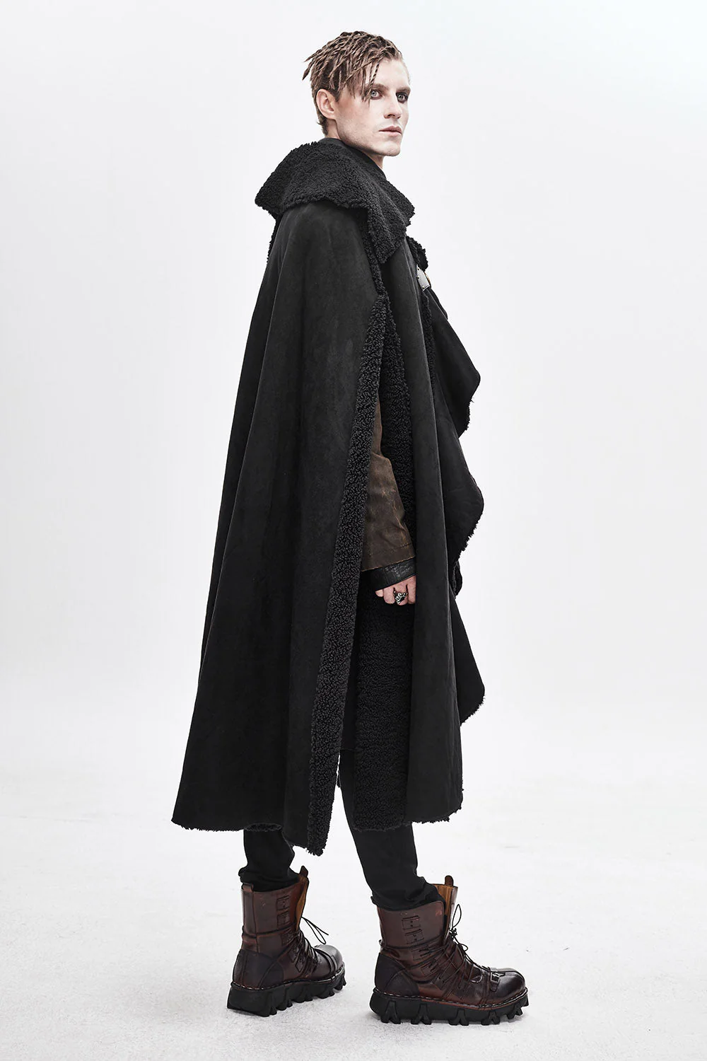 Bloodaxe Viking Metal Cloak - Image 5