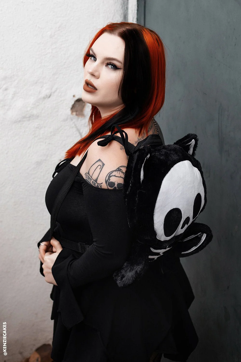 Bony Bat Plush Backpack - Image 5