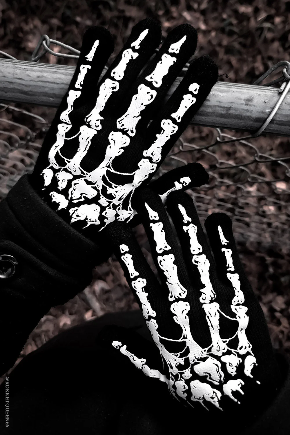 Dead Inside Skeleton Gloves [Full Finger] - Image 13