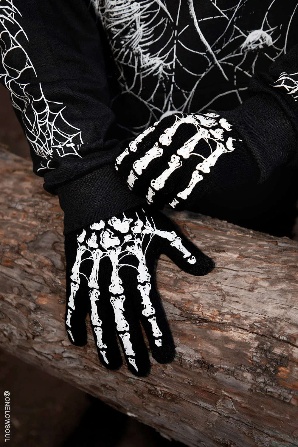 Dead Inside Skeleton Gloves [Full Finger] - Image 9
