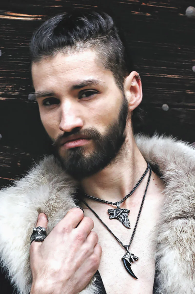 Dark Wolf Pendant - Image 2