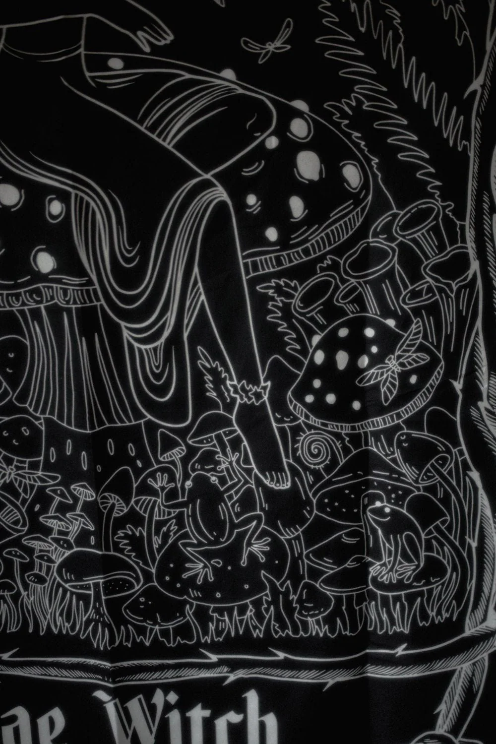 Fae Witch Oracle Tapestry - Image 5