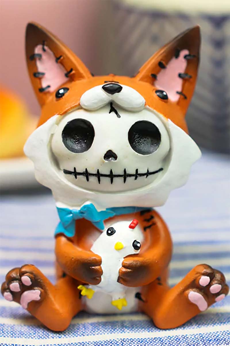 Fen the Fox Statue - Image 4