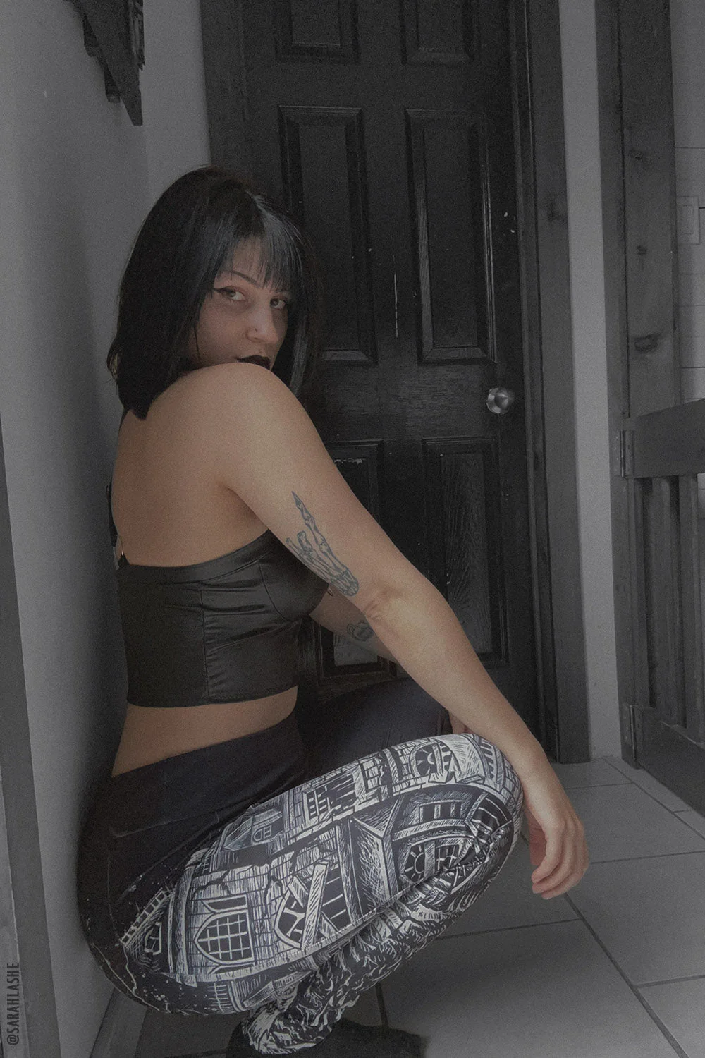 Gothic Haunted House Leggings w/ Pockets - Image 6