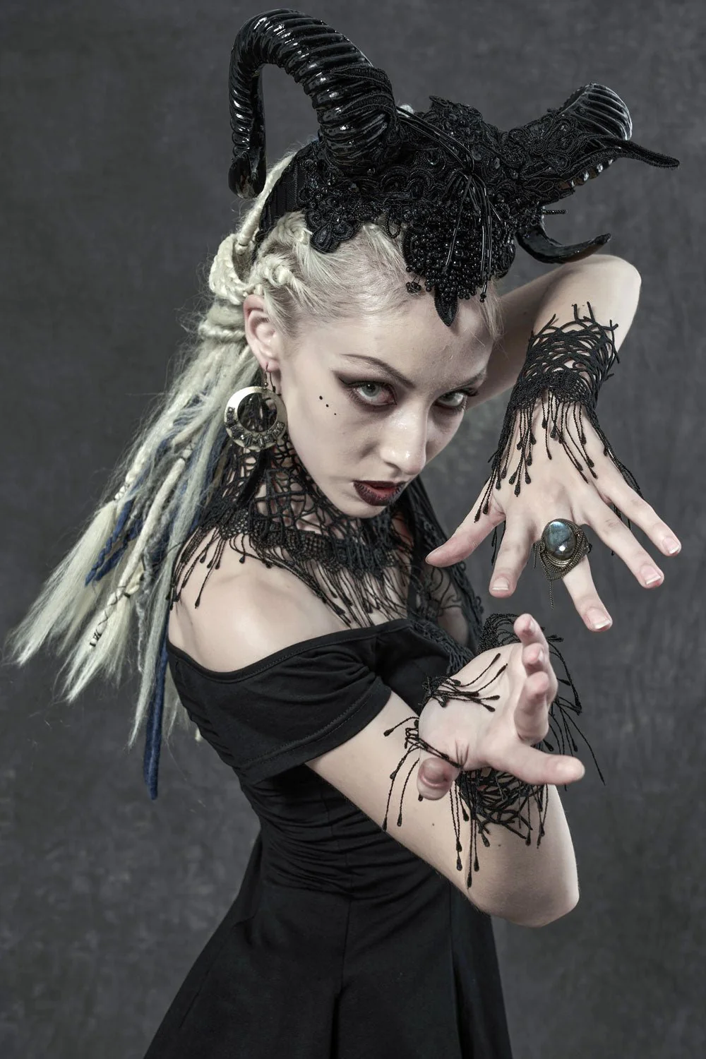 Hallowed Witch Collar & Glove Set - Image 3