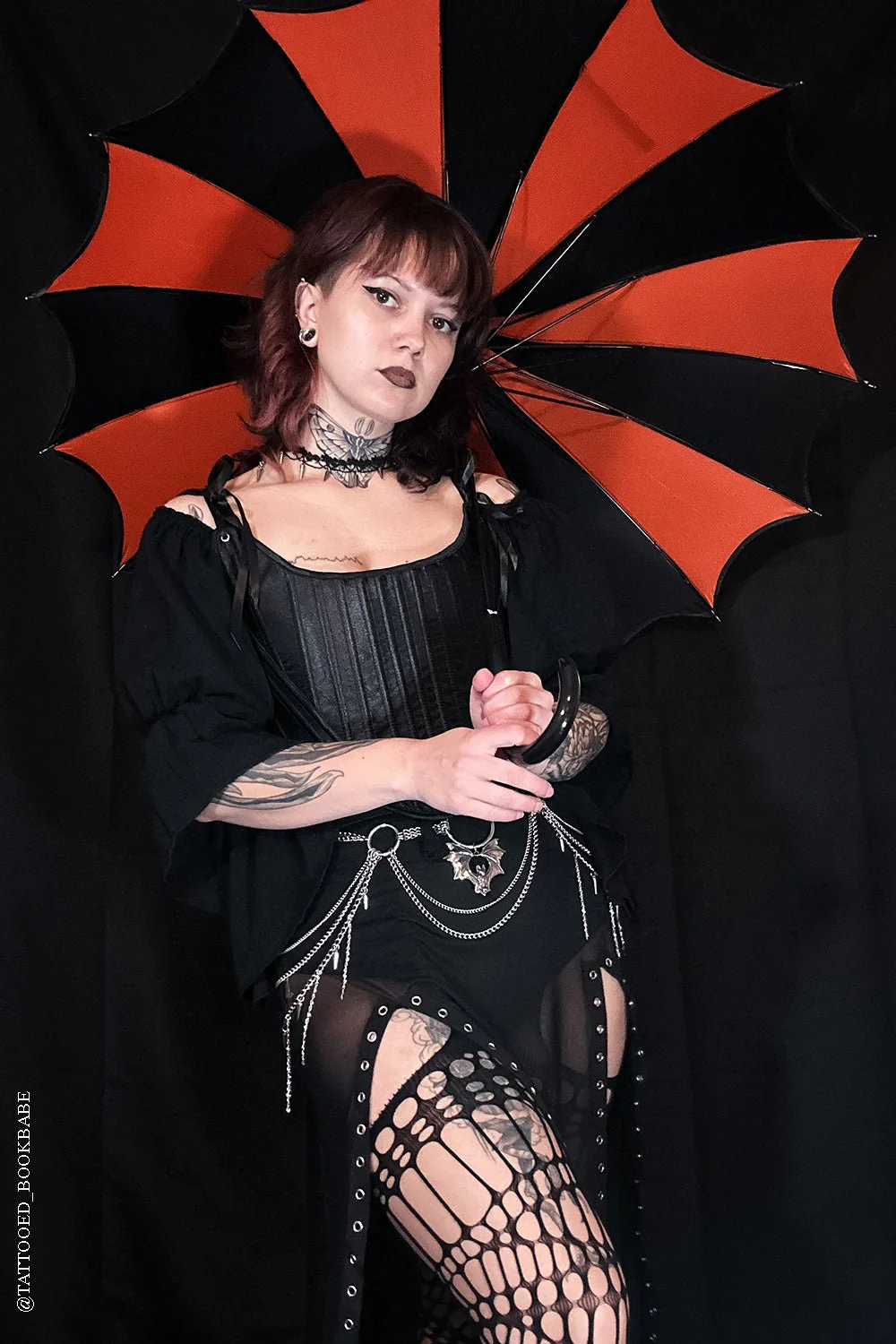 Halloween Batwing Pagoda Umbrella [BLACK/ORANGE STRIPED] - Image 2