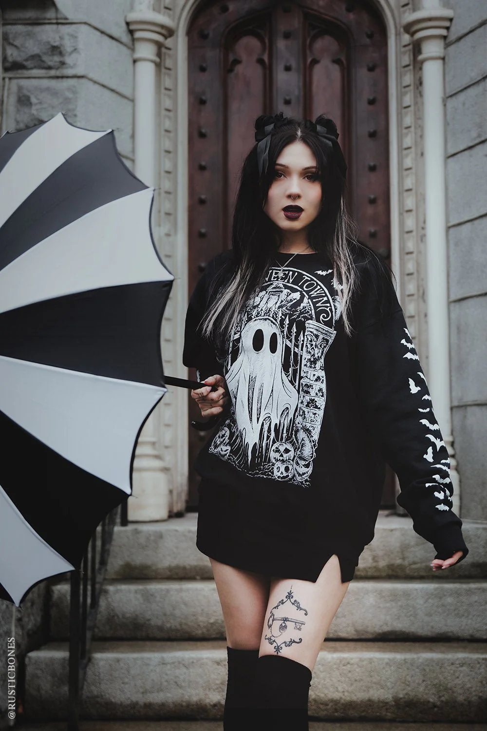 Halloween Town Ghostie Sweatshirt - Image 7