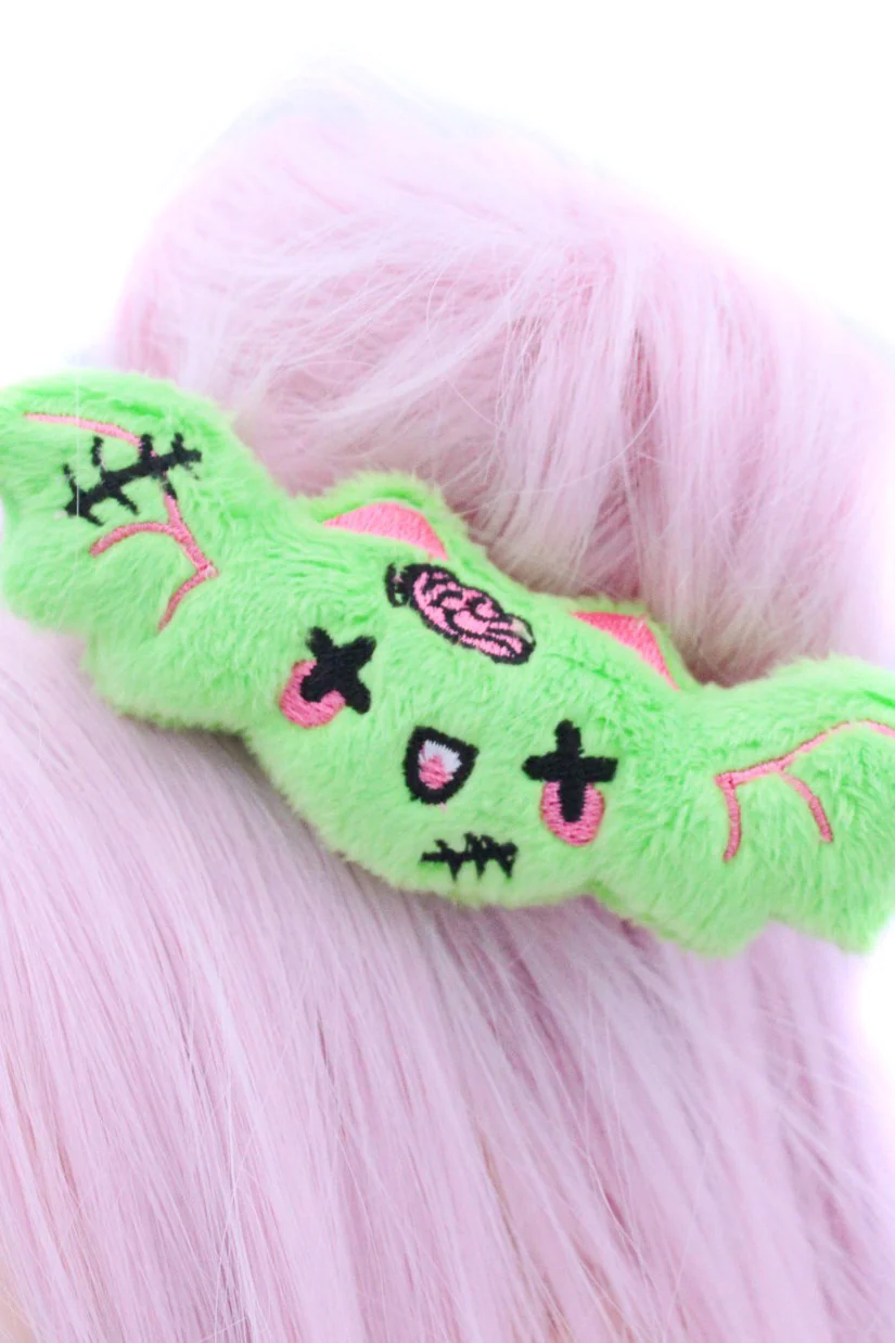 Kawaii Plush Zombie Bat Hair Clip - Image 2