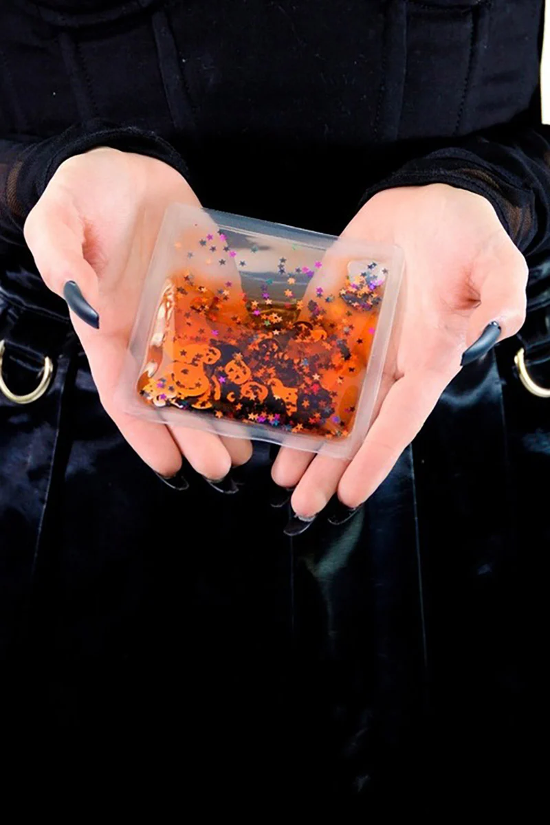 Liquid Glitter Sparkle Square [Trick or Treat] - Image 3