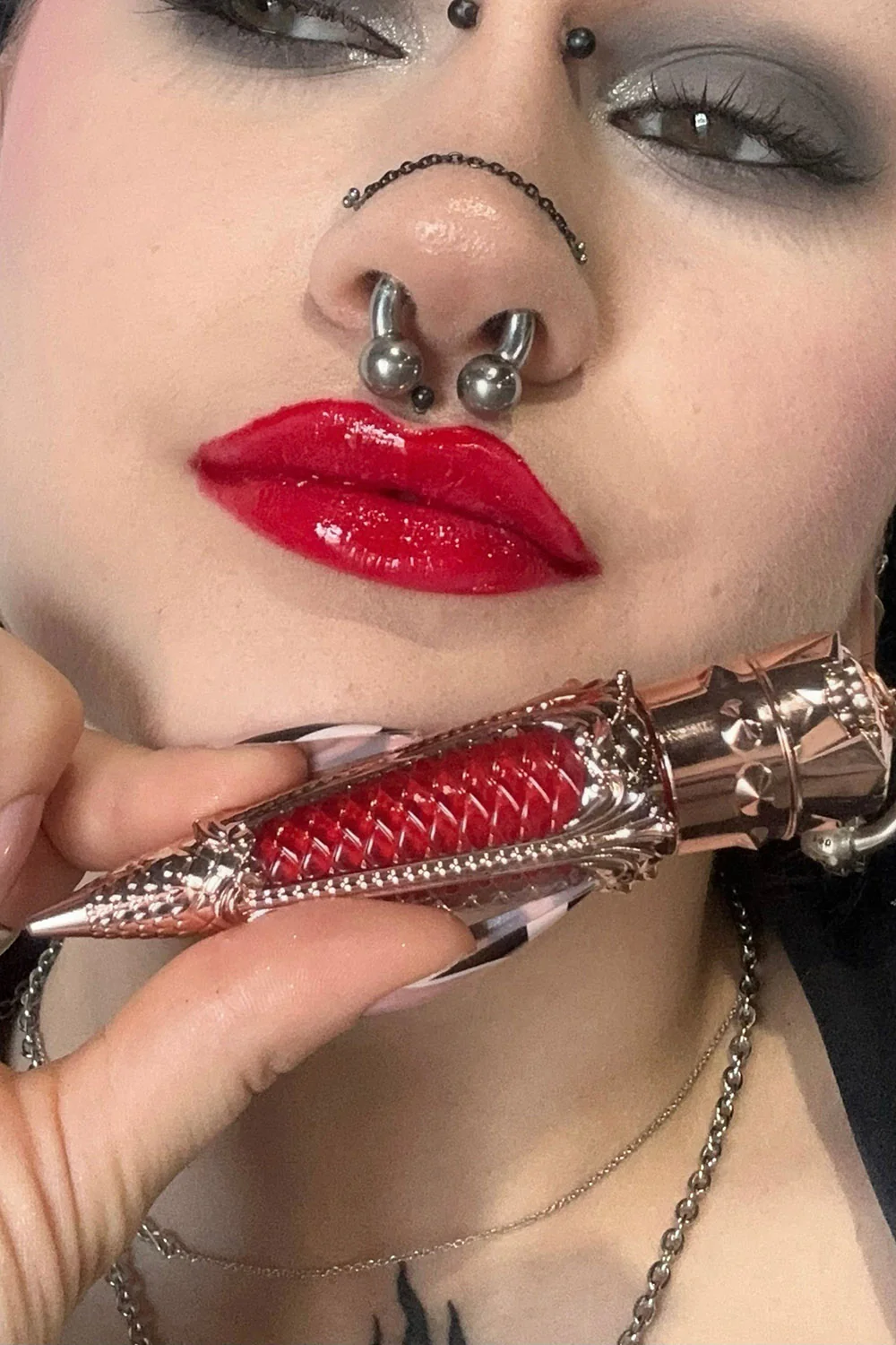 Liquid Luxe Gloss [Luscious Red] - Image 7