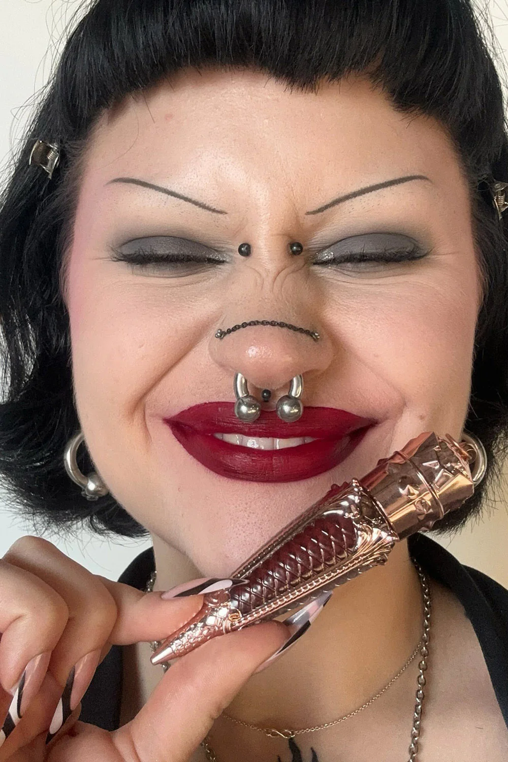 Liquid Velvet Lipstick [Sweet Dreams] - Image 5