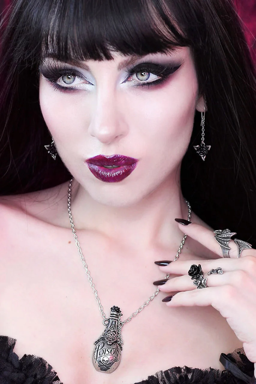 Lucrezia's Fix Necklace - Image 2