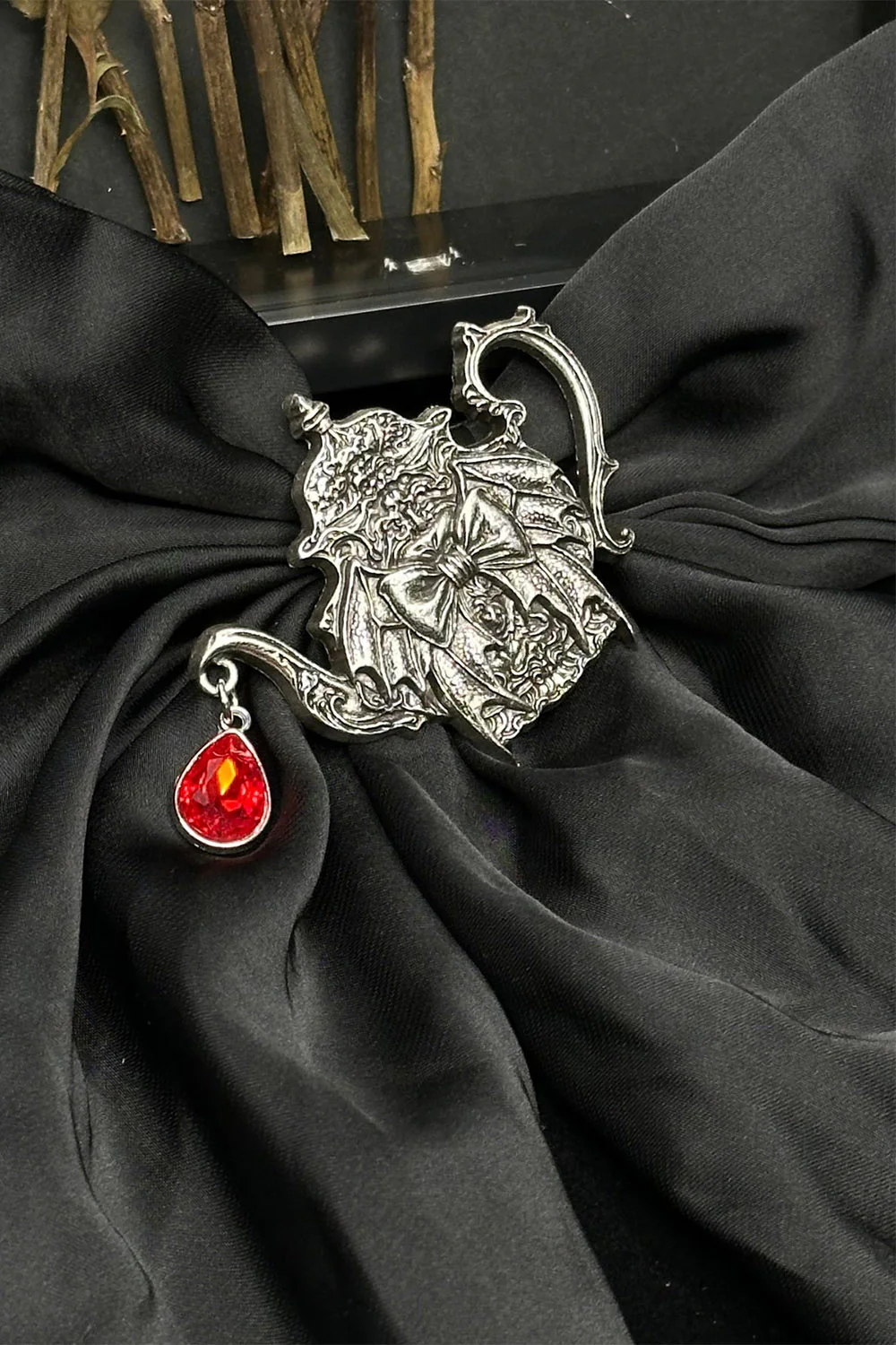 Mad Tea Party: Victorian Teapot Hair Bow and Brooch - Image 3