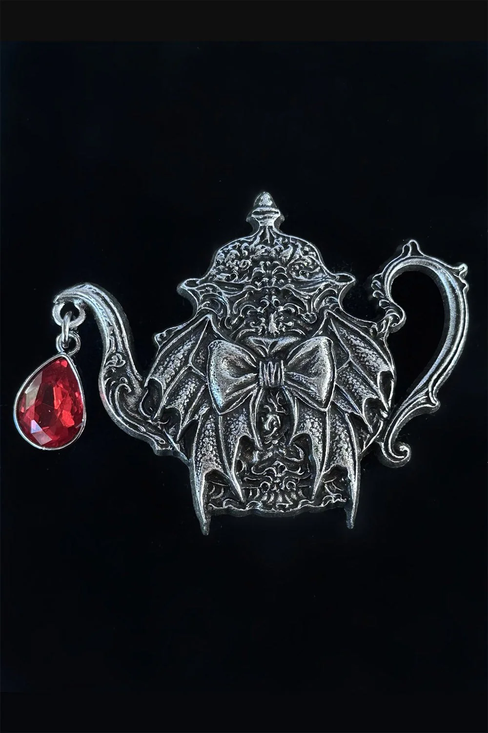 Mad Tea Party: Victorian Teapot Necklace - Image 2