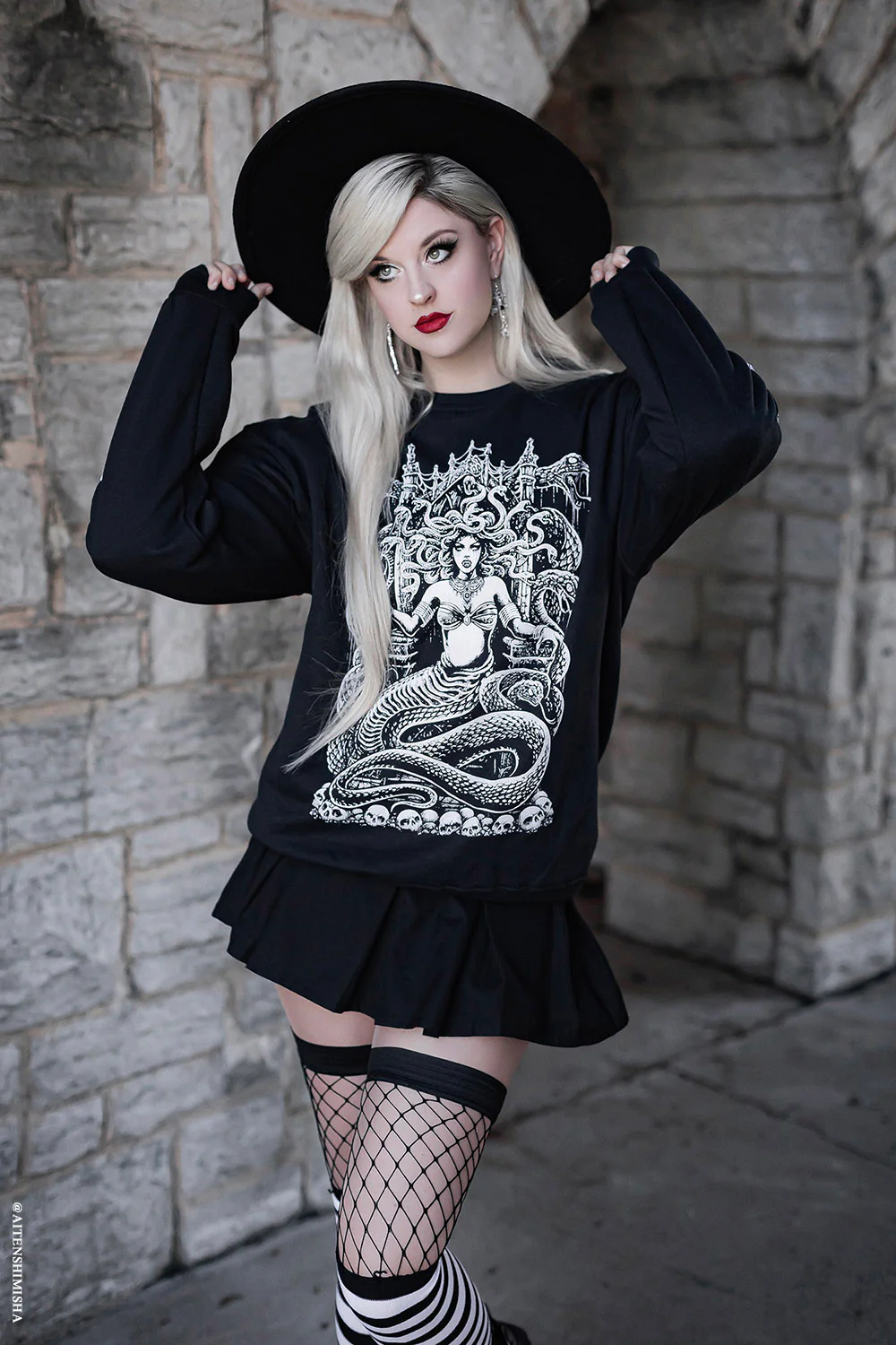 Medusa's Throne T-shirt - Image 12