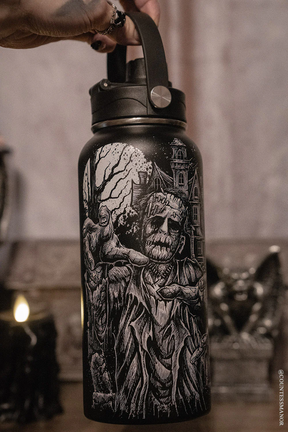 Frankenstein And Bride 32 Oz Water Bottle - Image 4