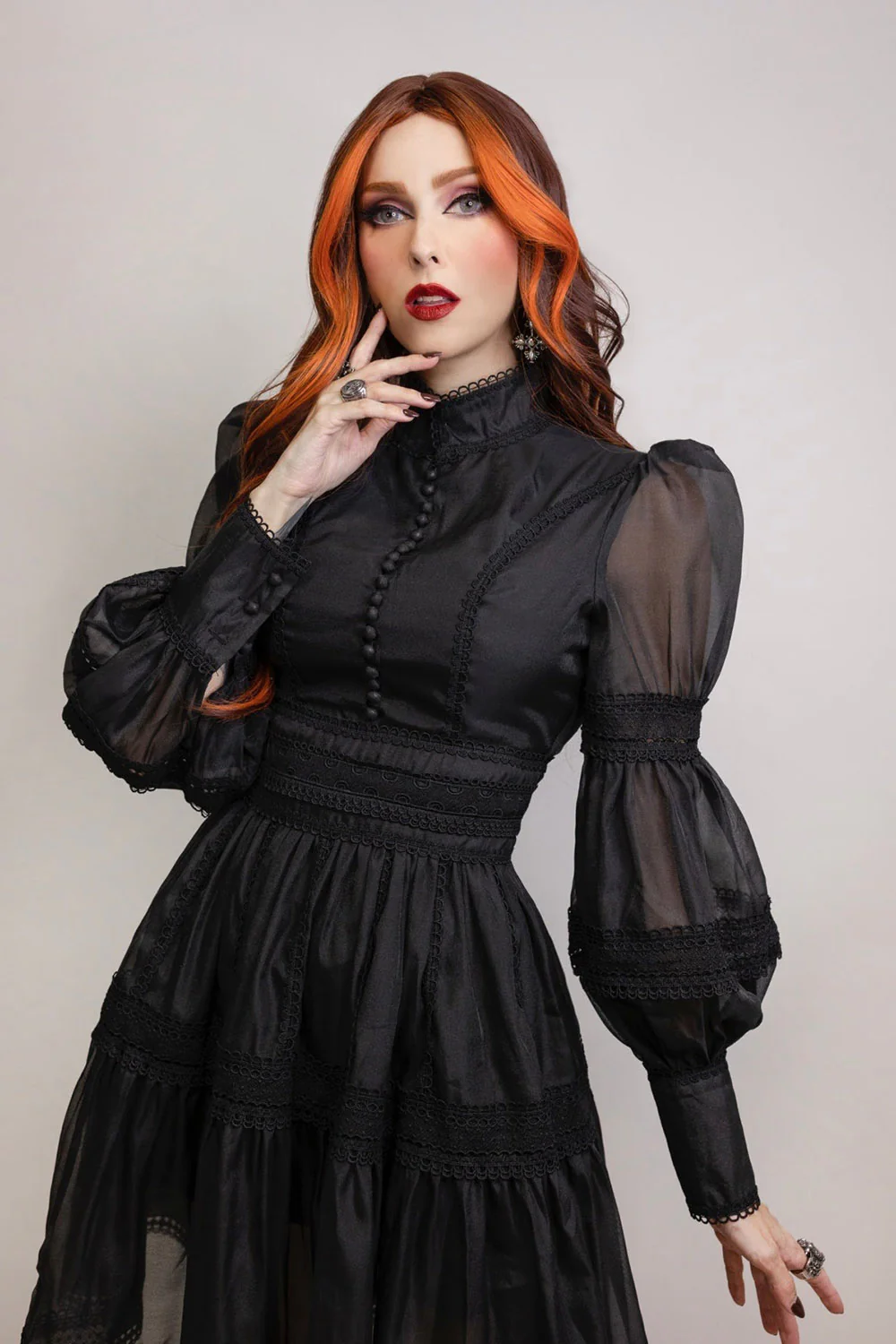 Morgana - Romantic Victorian Dress [Short Black] - Image 2