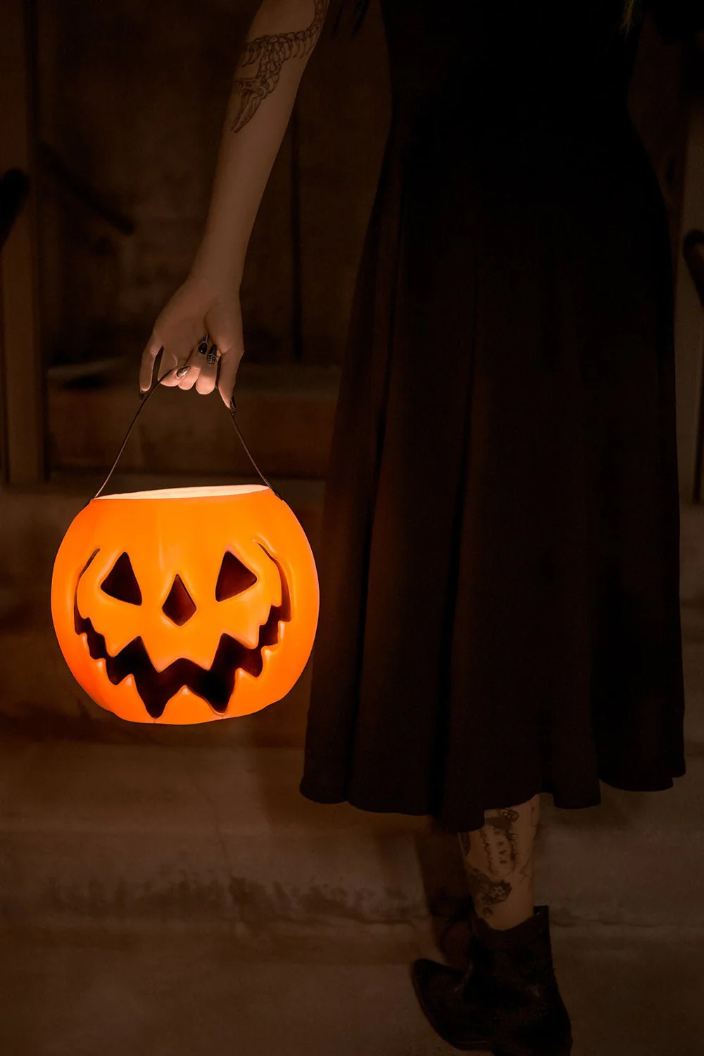Orange Haunted Hallows Pumpkin Pail [Vintage Grunge Edition] - Image 10