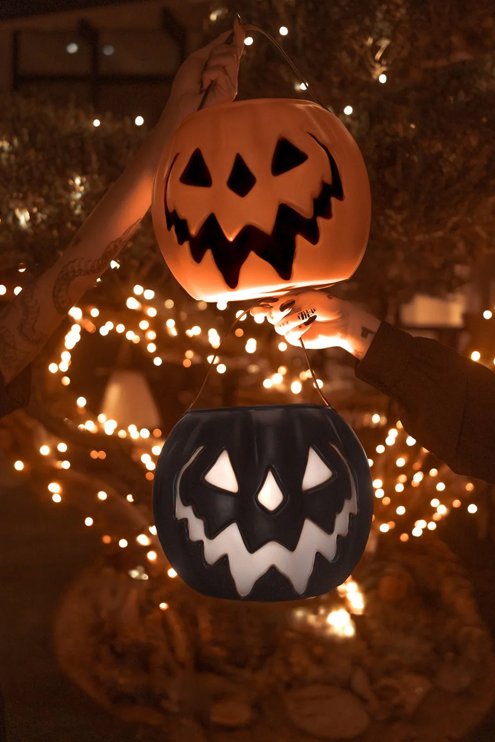 Orange Haunted Hallows Pumpkin Pail [Vintage Grunge Edition] - Image 6