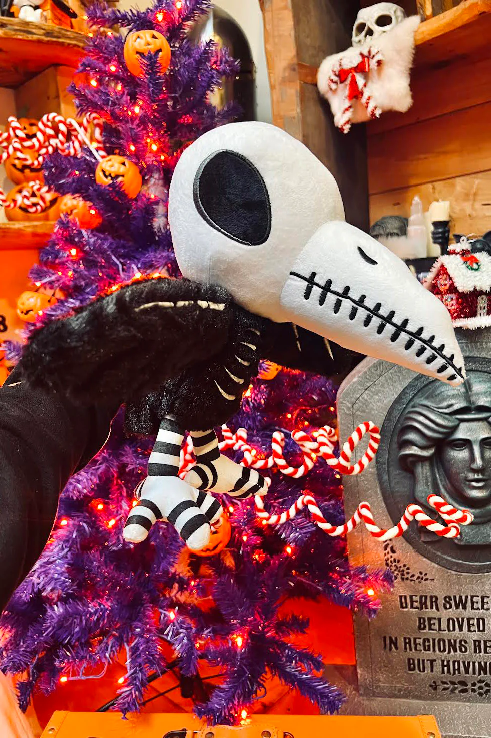 Poe's Raven Plush Toy - Image 4