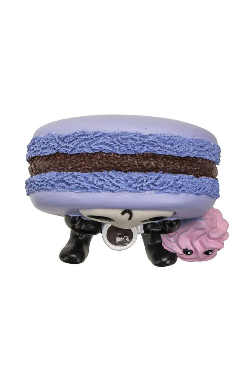 Ronny the Macaron Statue - Image 3
