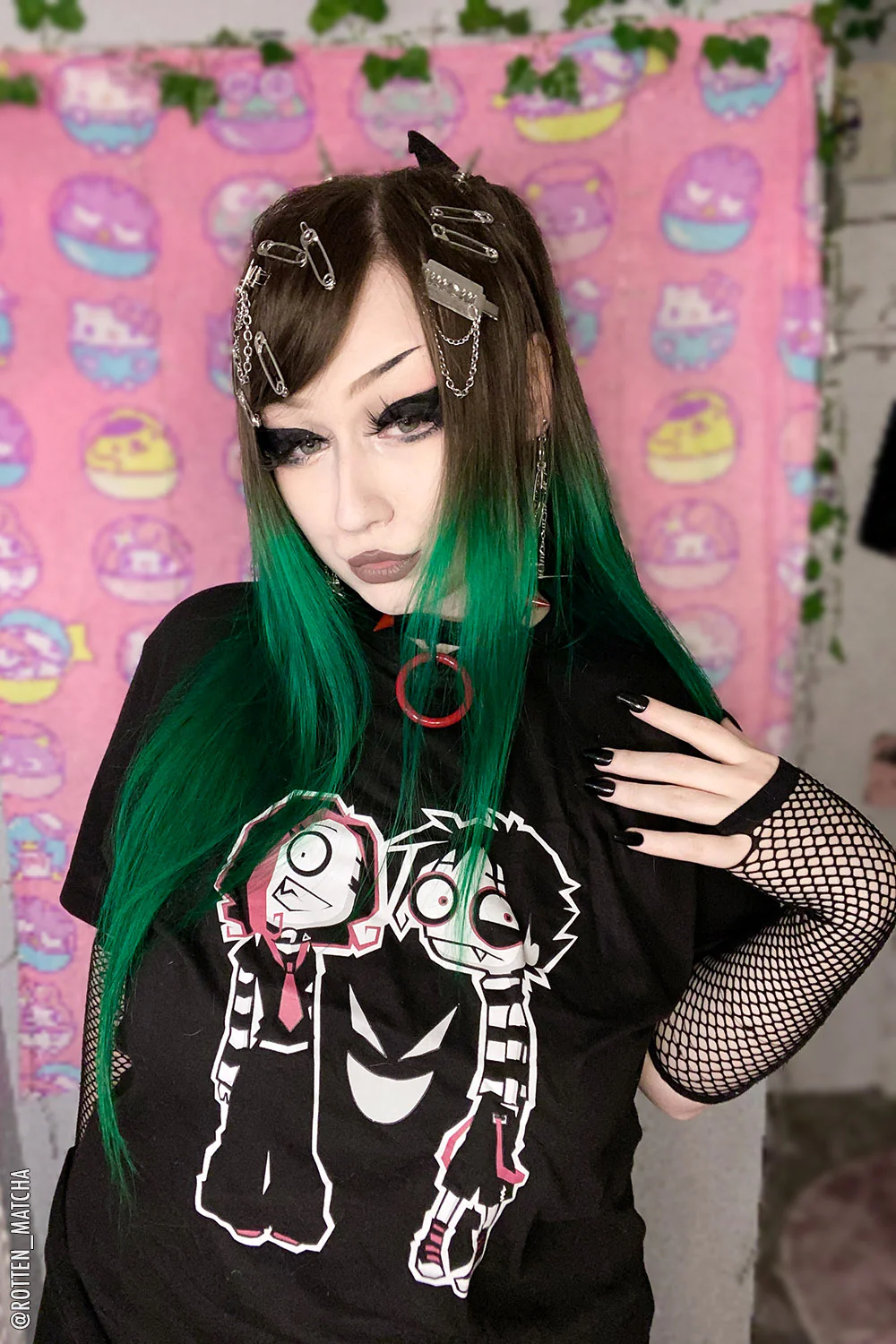 Serial Freaks T-shirt - Image 12