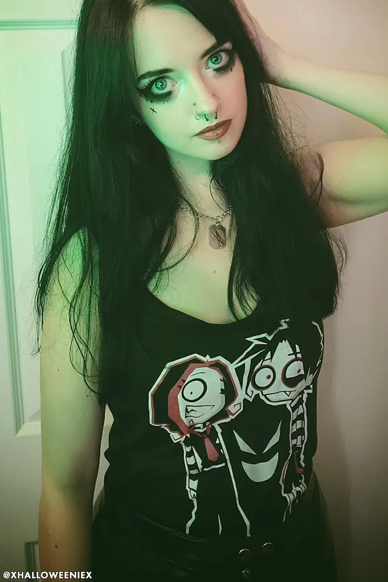 Serial Freaks T-shirt - Image 4