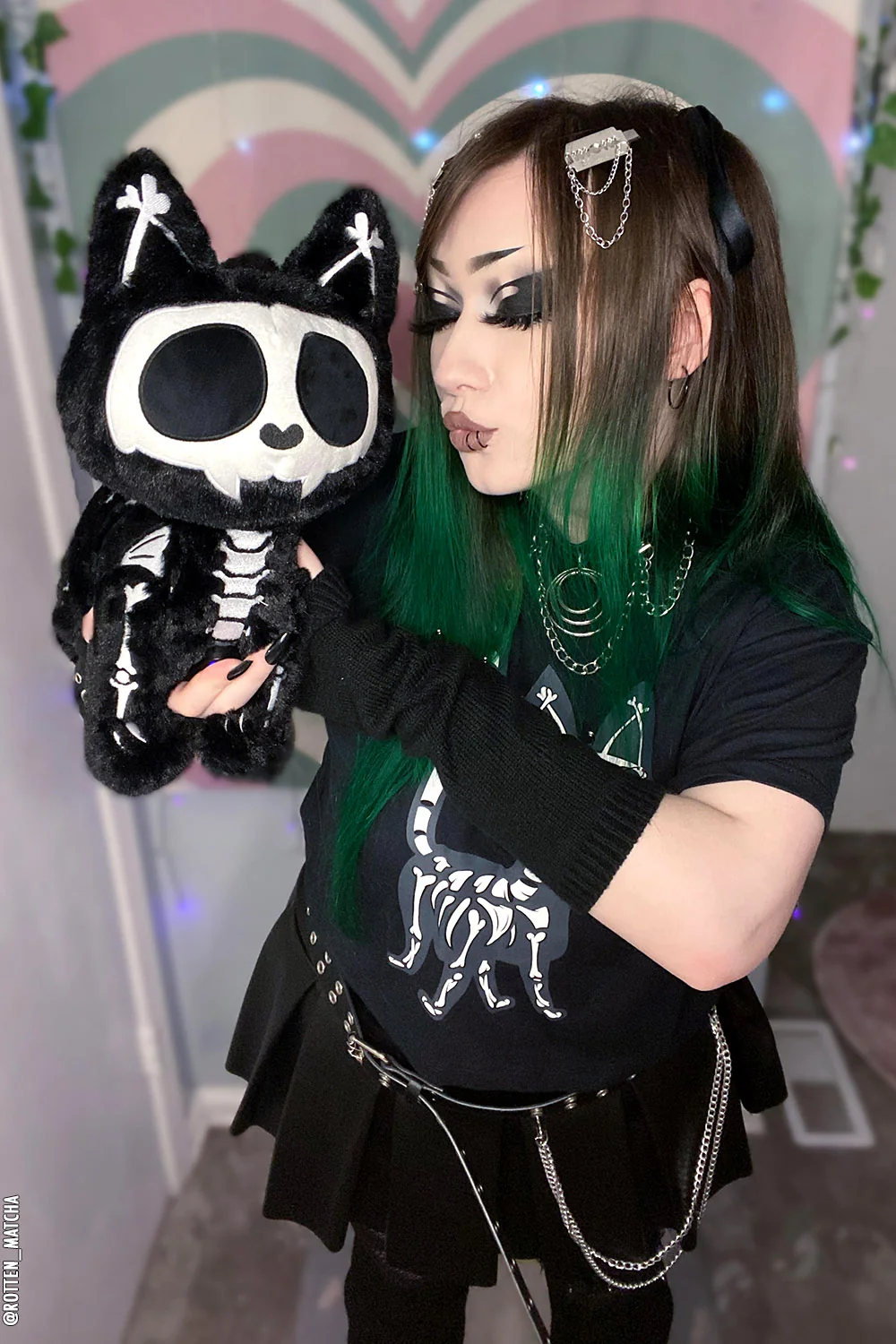 Skelekitty Plush Toy - Image 6