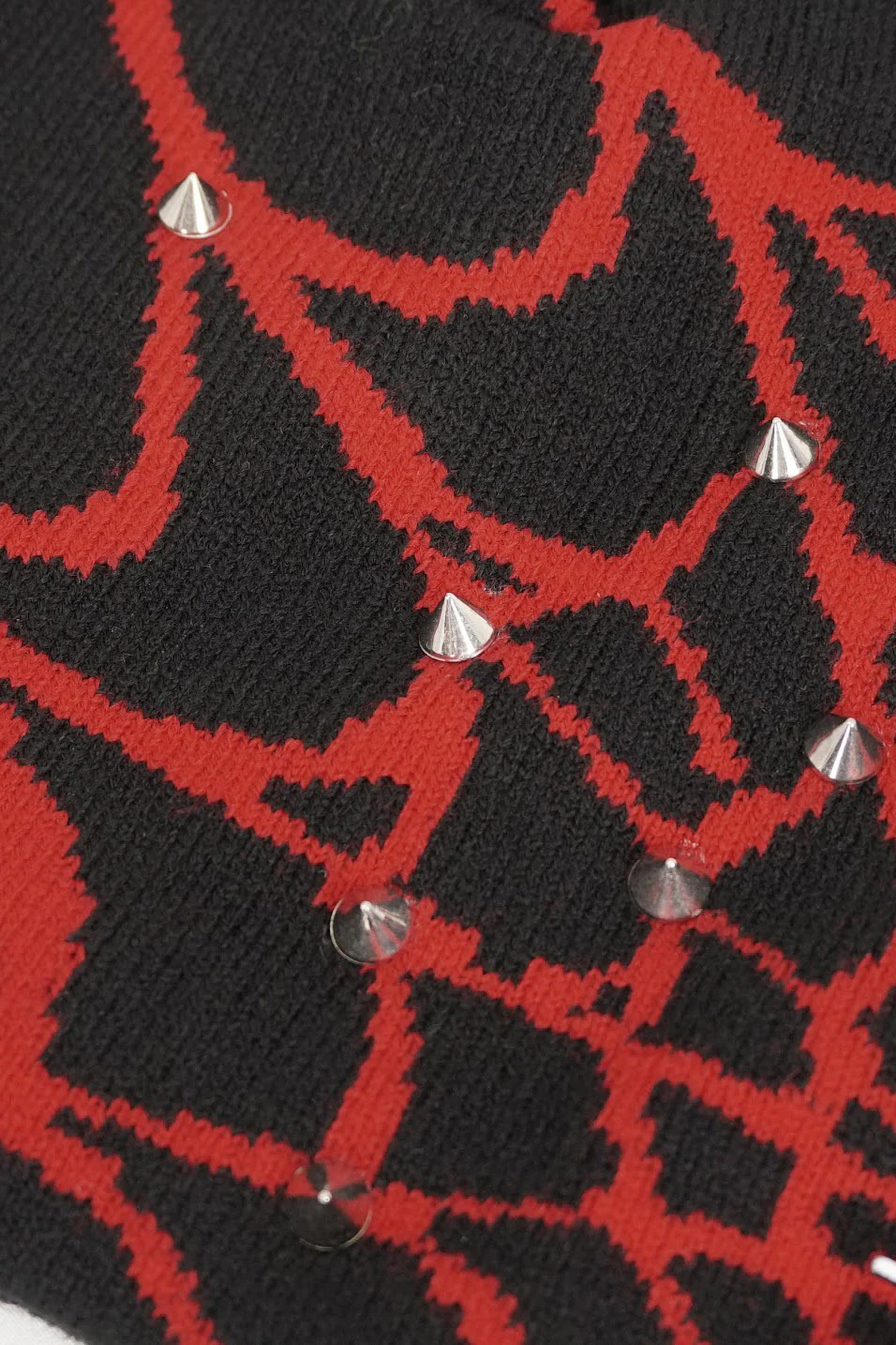 Spiked Spiderweb Beanie [RED/BLACK] - Image 9