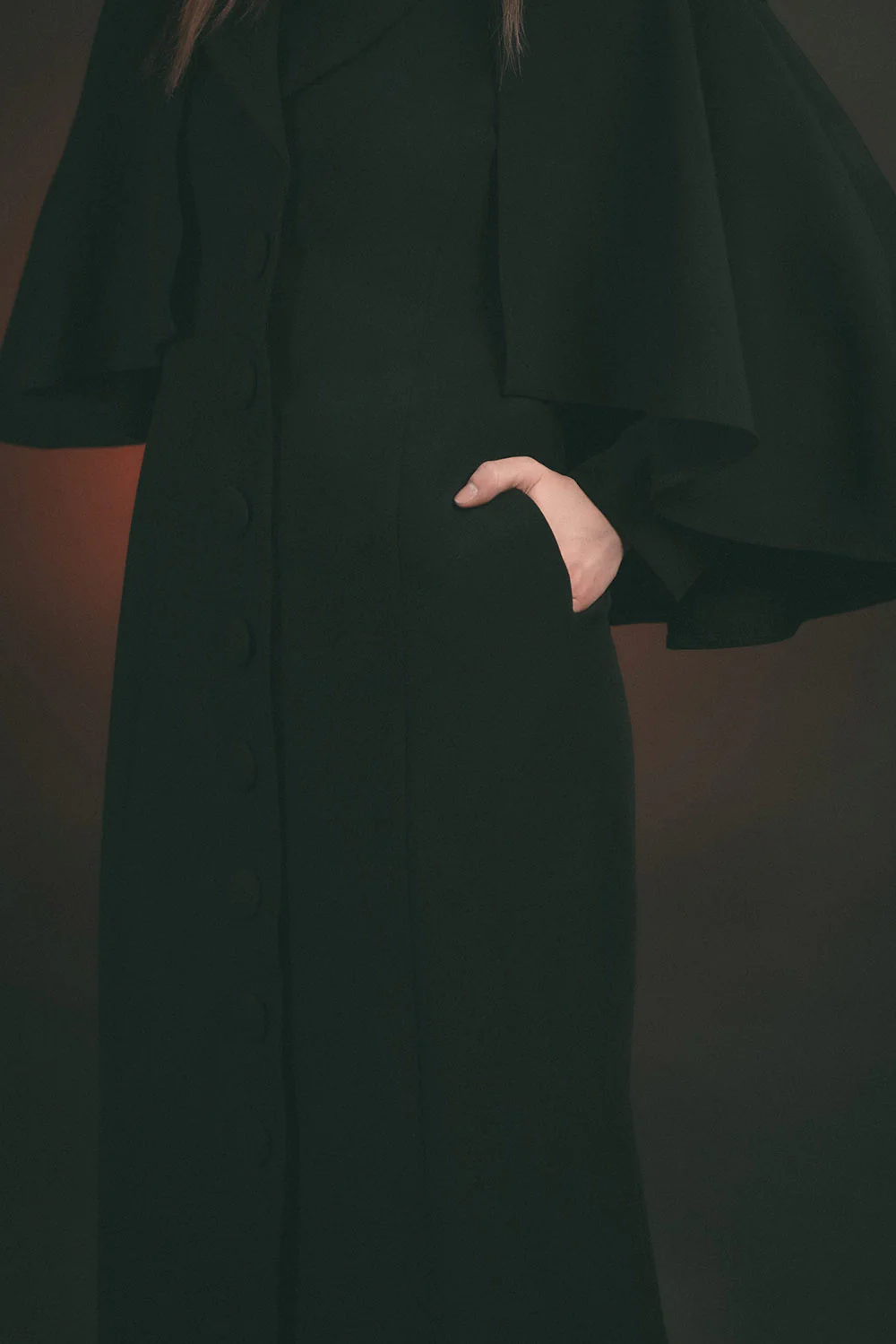The Full Length Nevermore Caped Coat [BLACK] - Image 6