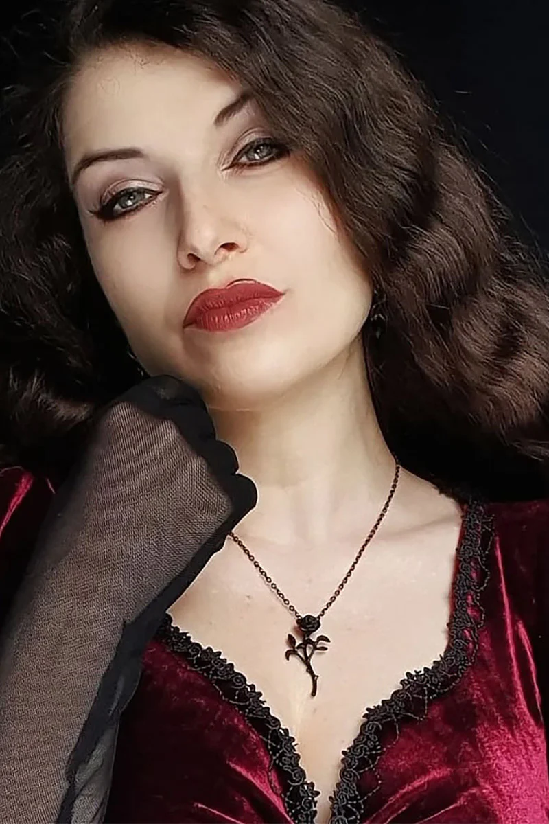 The Romance of the Black Rose Pendant - Image 2