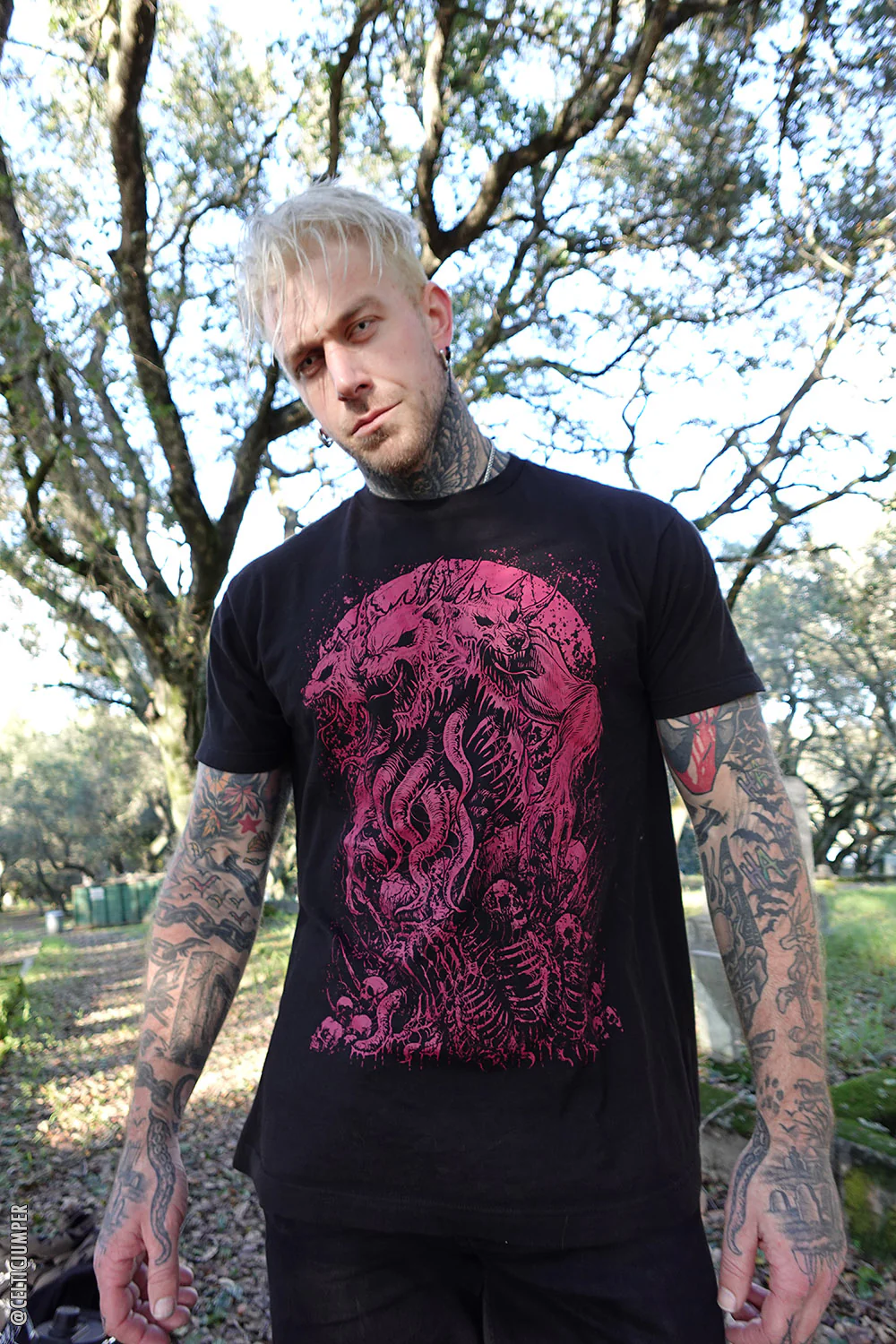 Three-Headed Werewolf T-shirt [WINE RED] - Image 10