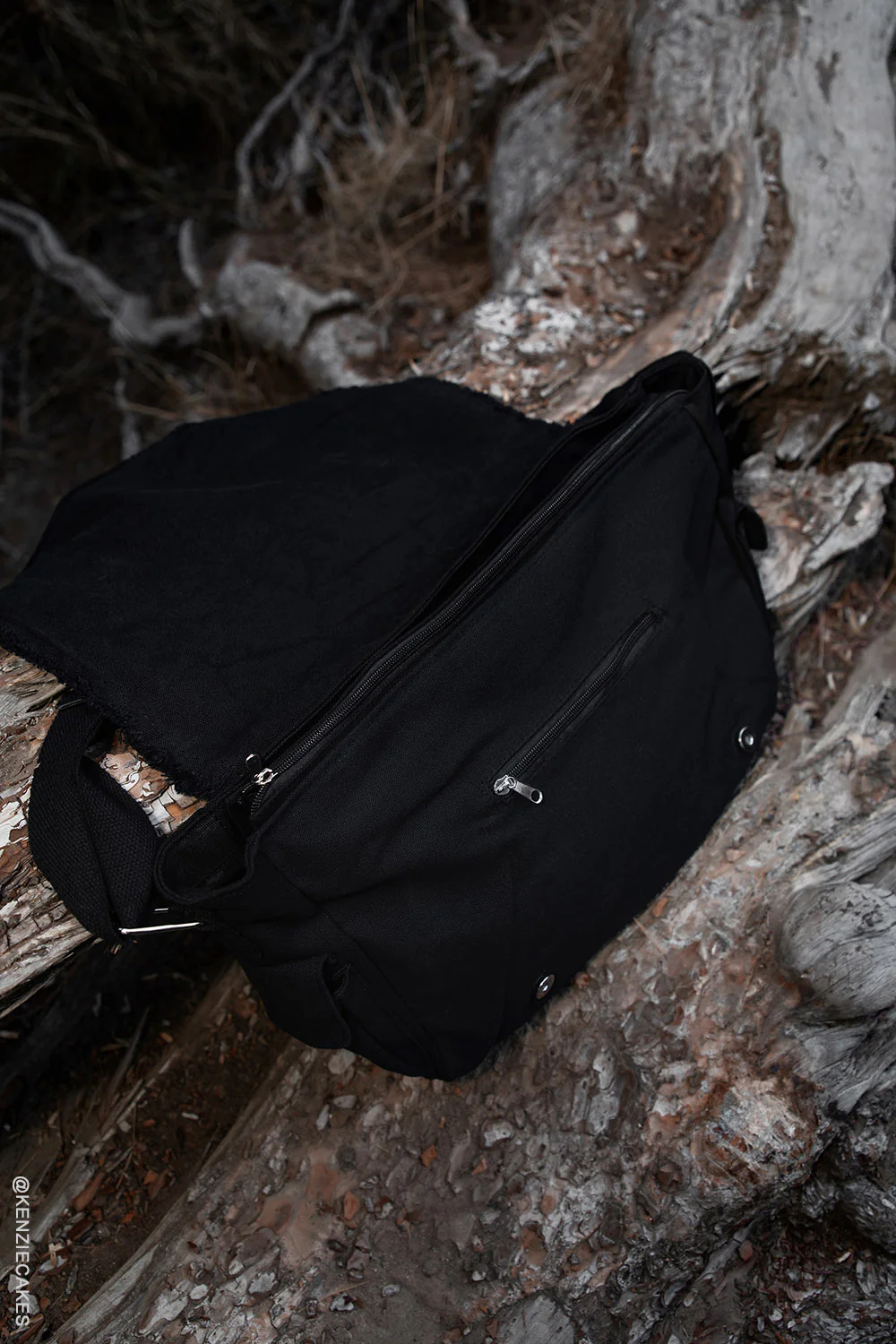 VampireFreaks Messenger Bag [Multiple Designs Available] - Image 6