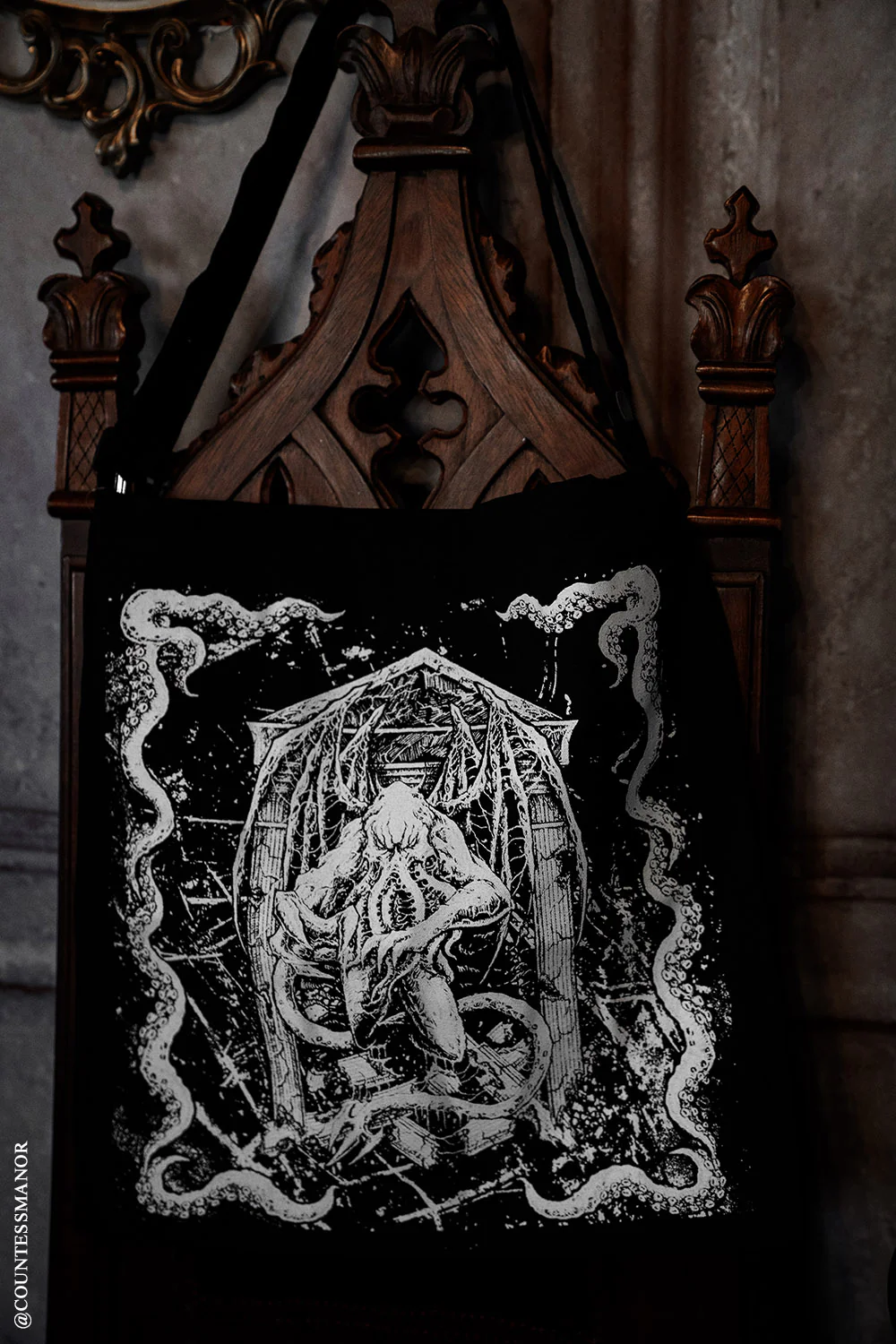 VF Mystery Hoodie Bag - Image 6