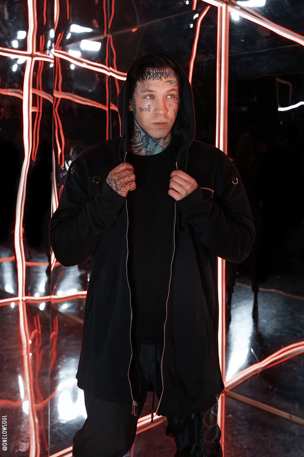 VF Ultramage Hoodie [Black] - Image 14