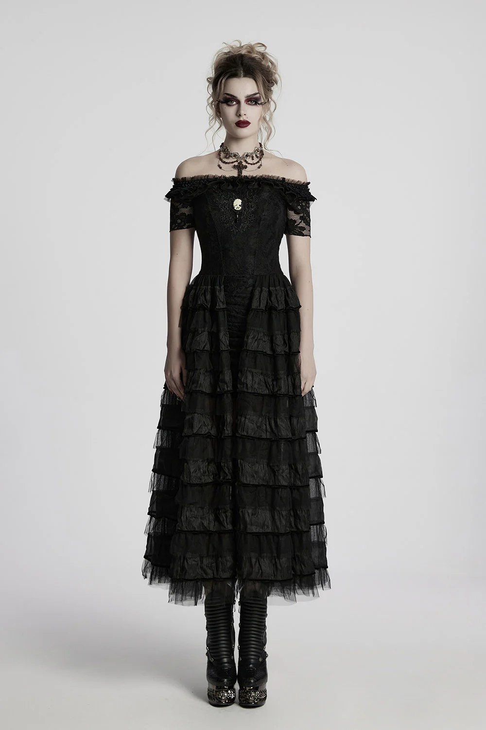 Victorian Gloom Layered Lace Dress - Image 3