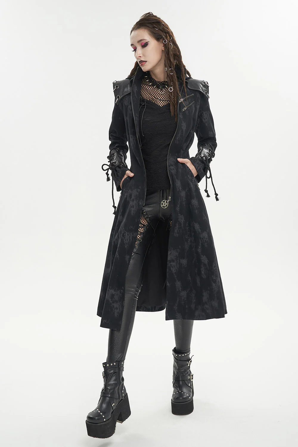 Wasteland Pierced Coat - Image 5